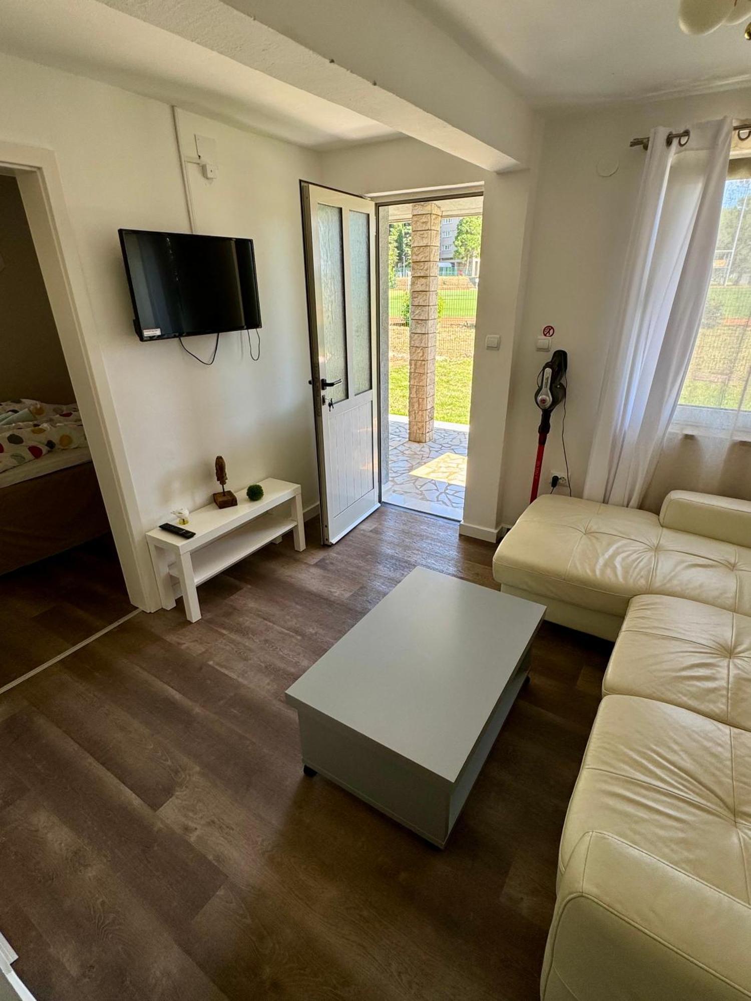 Enna Apartment B Meerblick Perfect Location Medulin Exterior foto